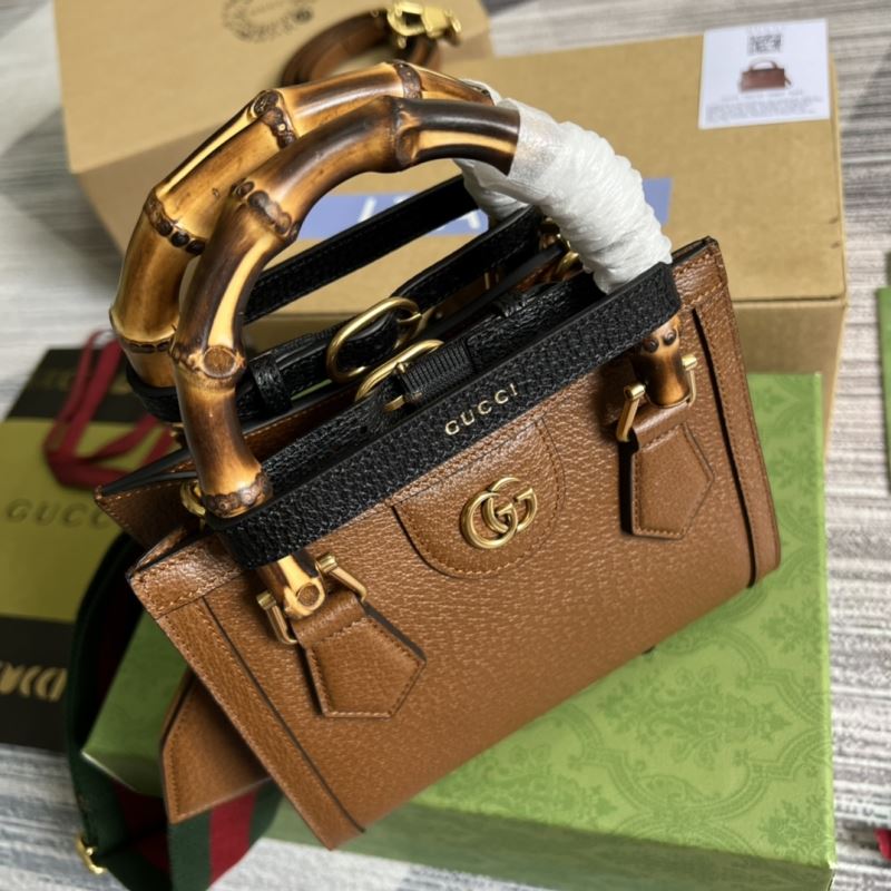Gvc*1 tote bags